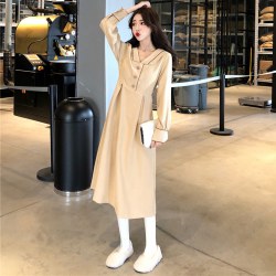 温柔风复古长袖打底连衣裙女装初春新款港味v领茶歇裙学生长裙子